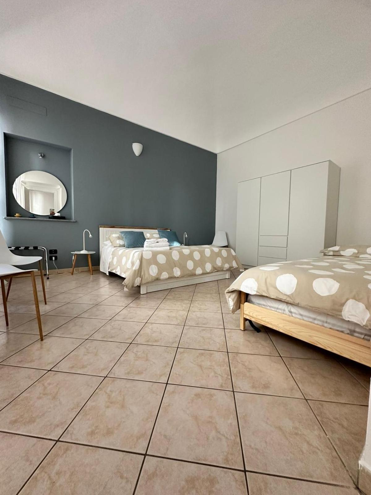Apartamento Le Tre Ca', Ca' Cecilia, Ca' Nina, Ca' Vittoria Asti Exterior foto