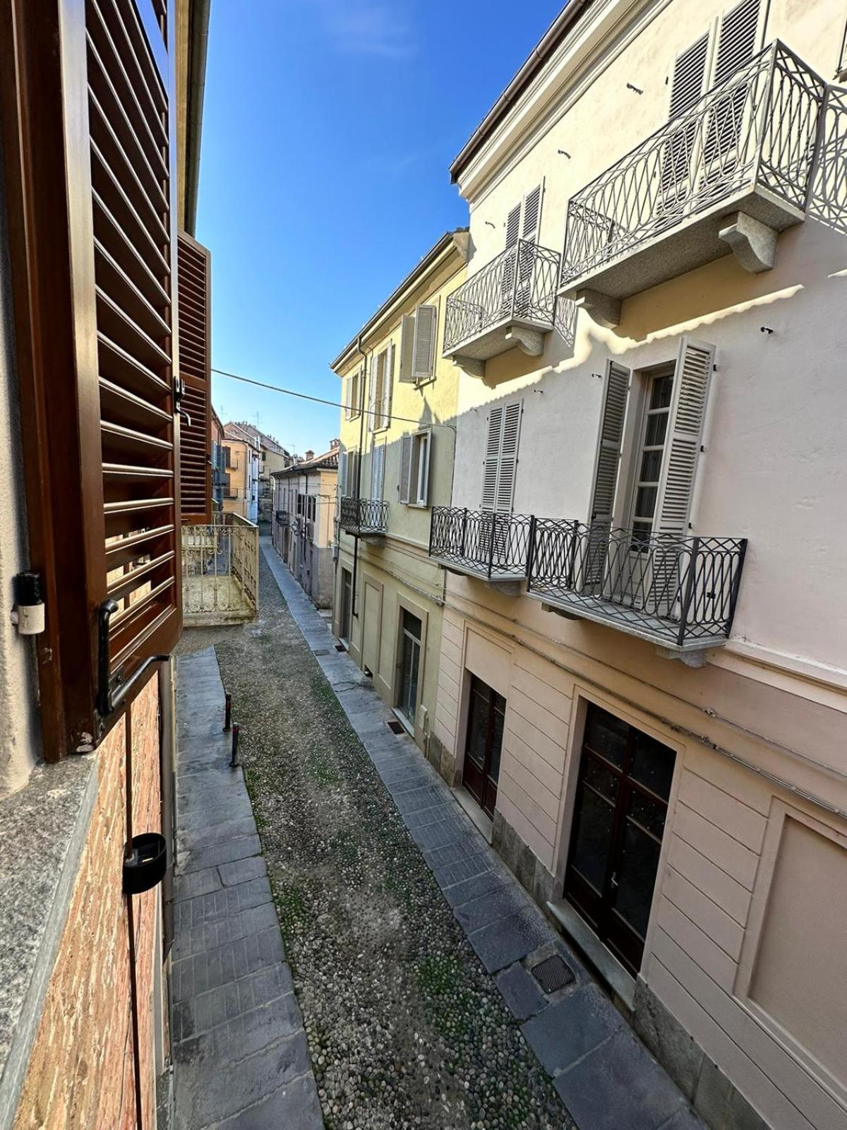 Apartamento Le Tre Ca', Ca' Cecilia, Ca' Nina, Ca' Vittoria Asti Exterior foto