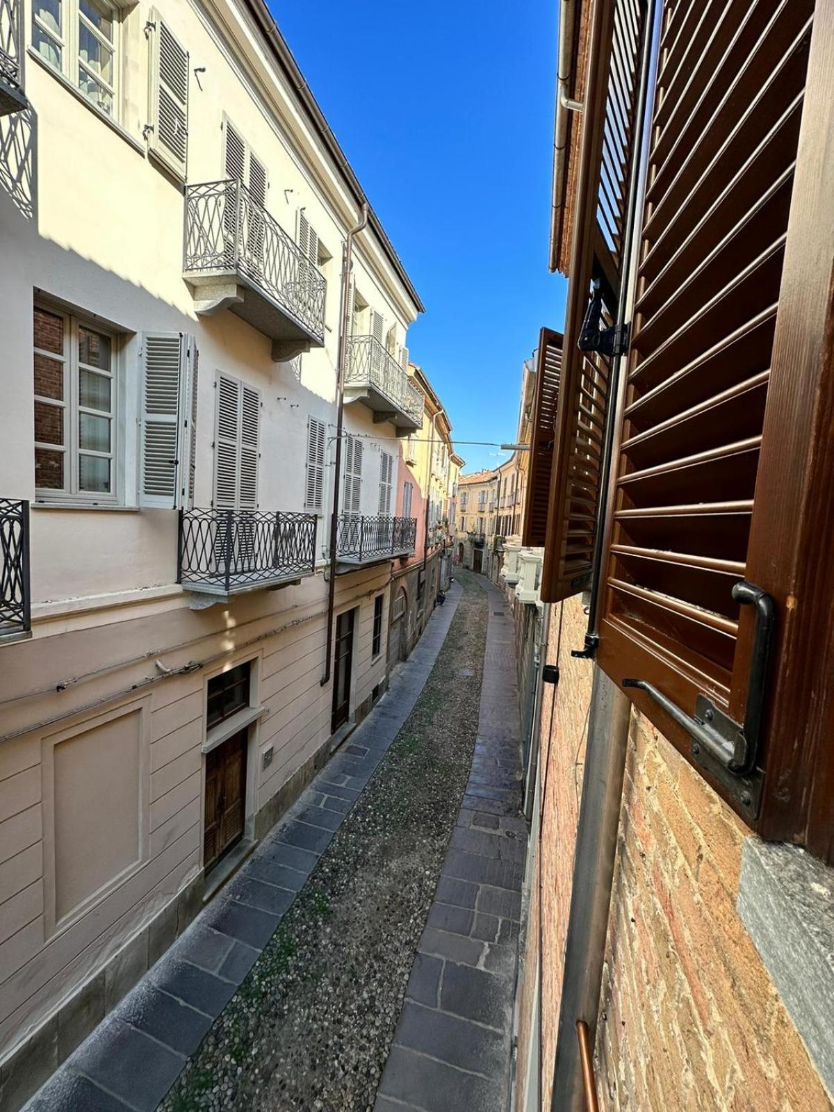 Apartamento Le Tre Ca', Ca' Cecilia, Ca' Nina, Ca' Vittoria Asti Exterior foto