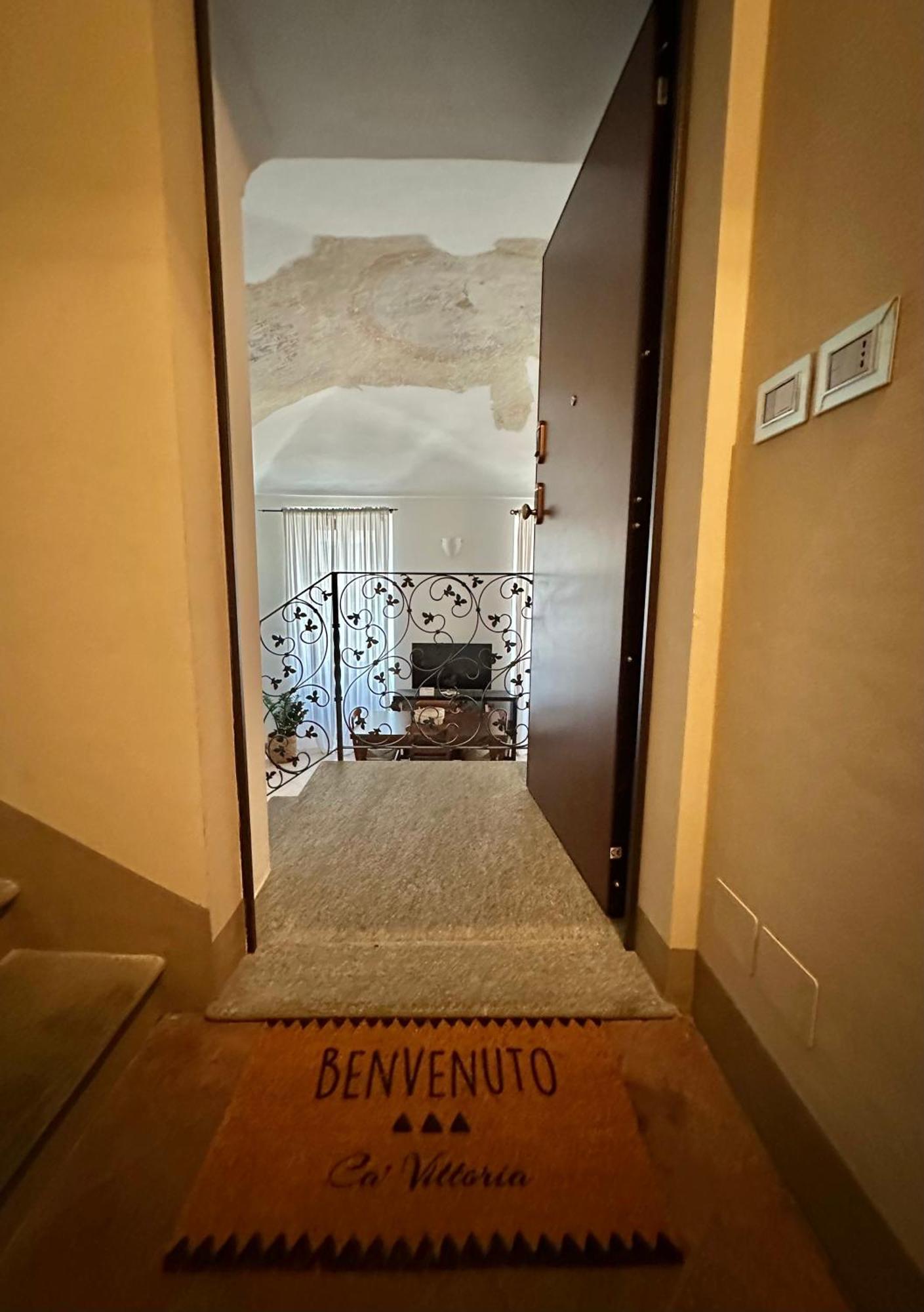 Apartamento Le Tre Ca', Ca' Cecilia, Ca' Nina, Ca' Vittoria Asti Exterior foto